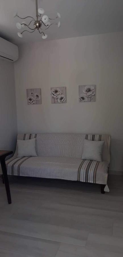 Nikiana Family Apartment Ngoại thất bức ảnh